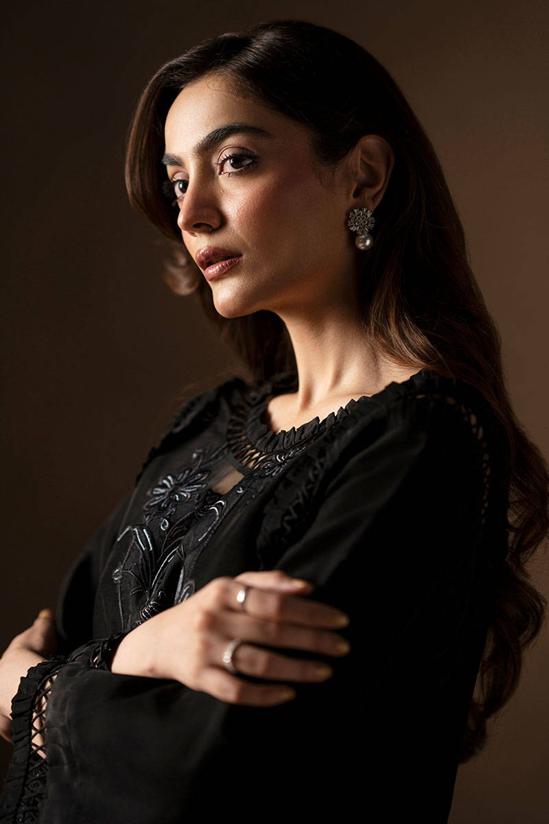 Picture of Black Broncho