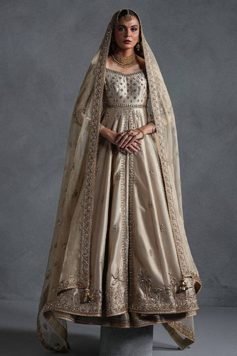 Picture of Gold Tissue Peshwas