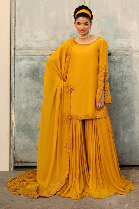 Picture of Honey Glow With Dupatta