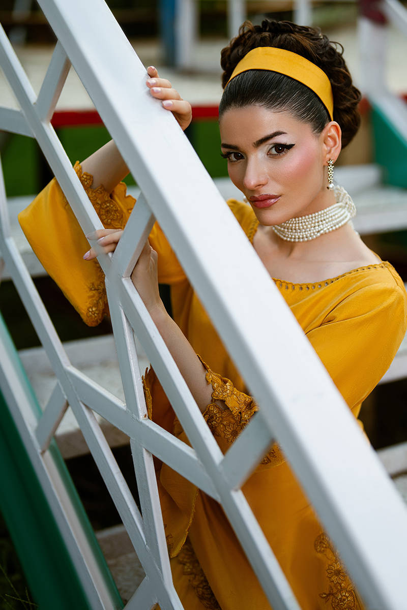 Picture of Honey Glow