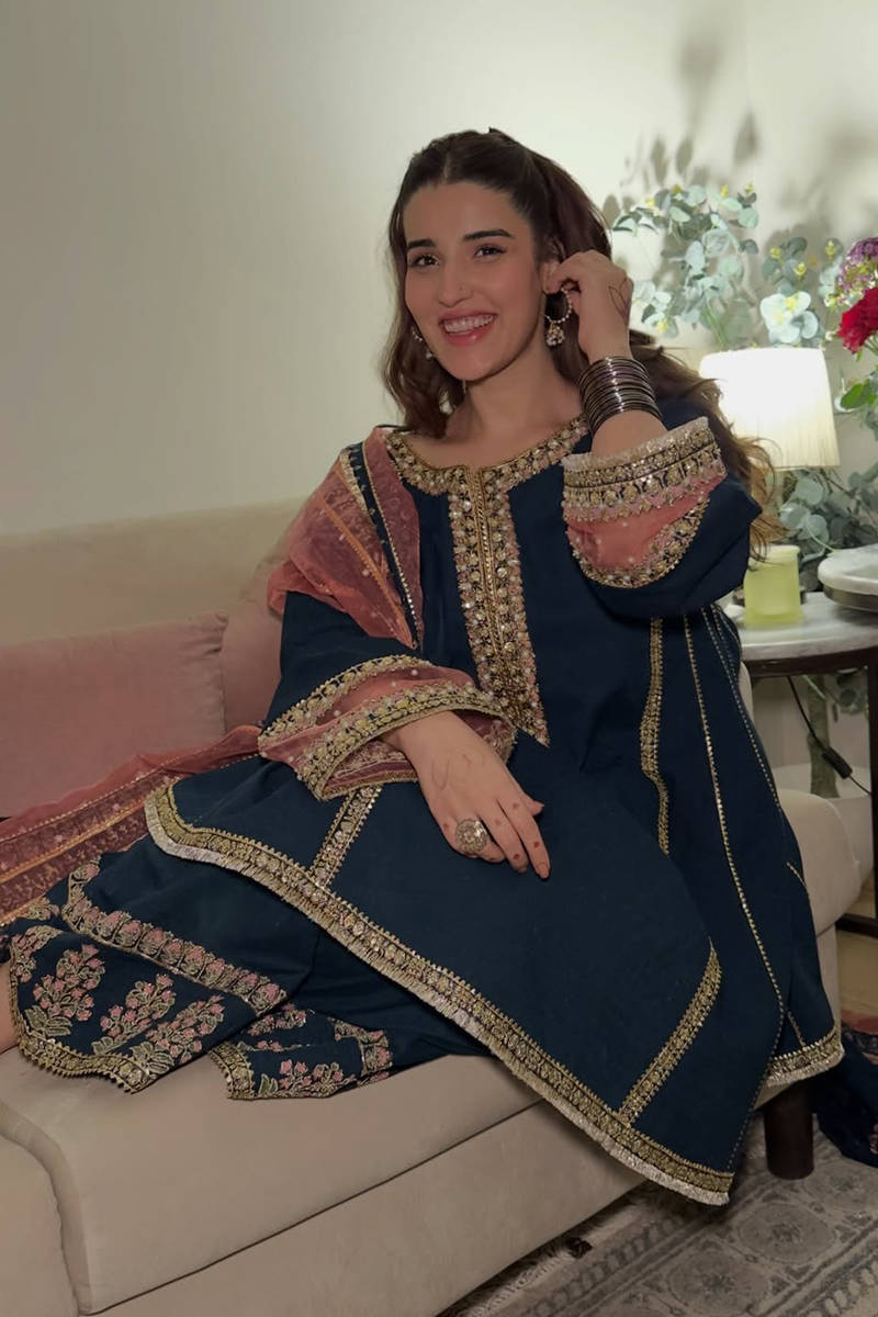 Picture of Neel-e-Raunaq