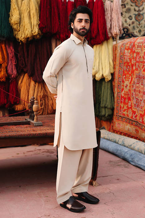 Picture of Qais